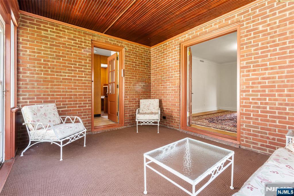 146 Irving Place Rutherford, NJ 07070 - Photo 23 of 42