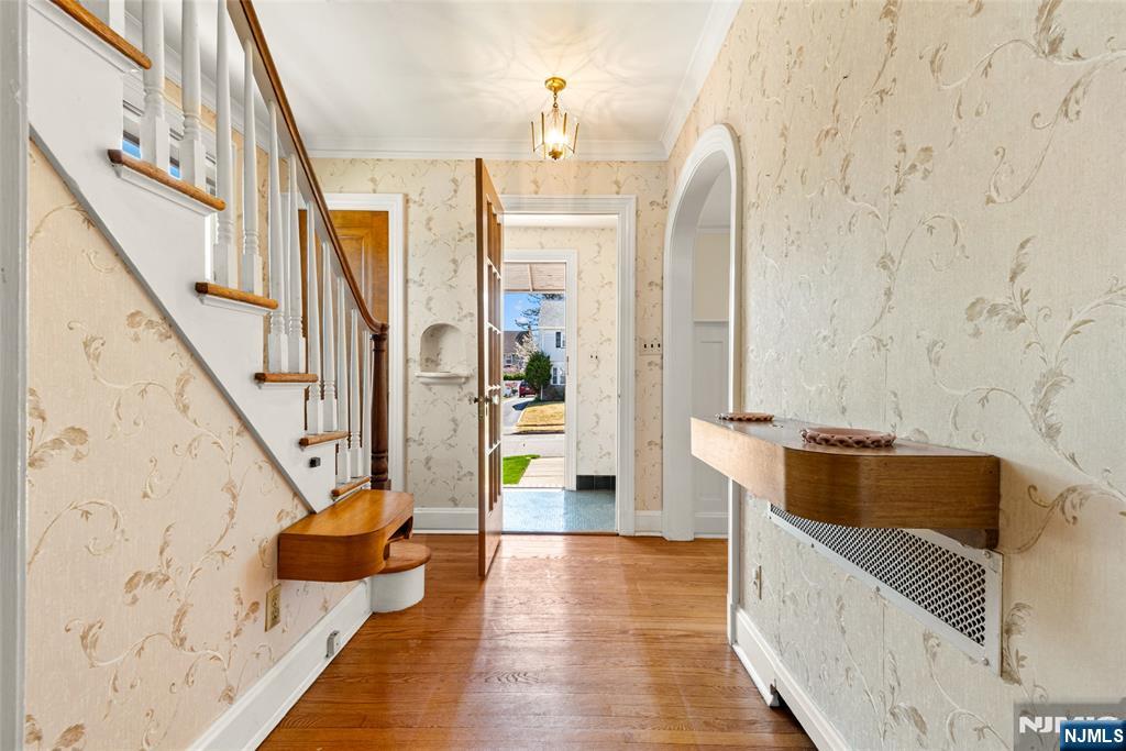 146 Irving Place Rutherford, NJ 07070 - Photo 9 of 42