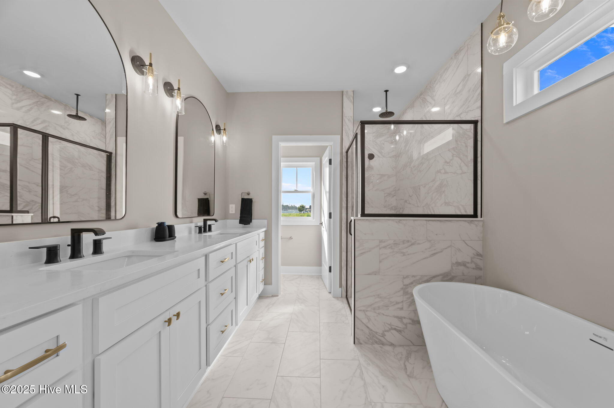 2302 Williams Farm Road Greenville, NC 27858 - Photo 10 of 13 31-web-or-mls-LHV_1428