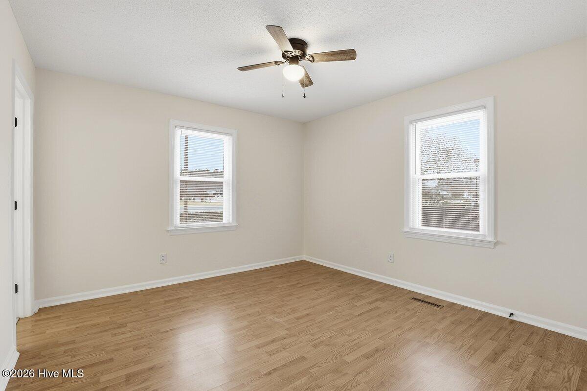 101 Myrtle Road La Grange, NC 28551 - Photo 23 of 34 101 Myrtle Rd-27