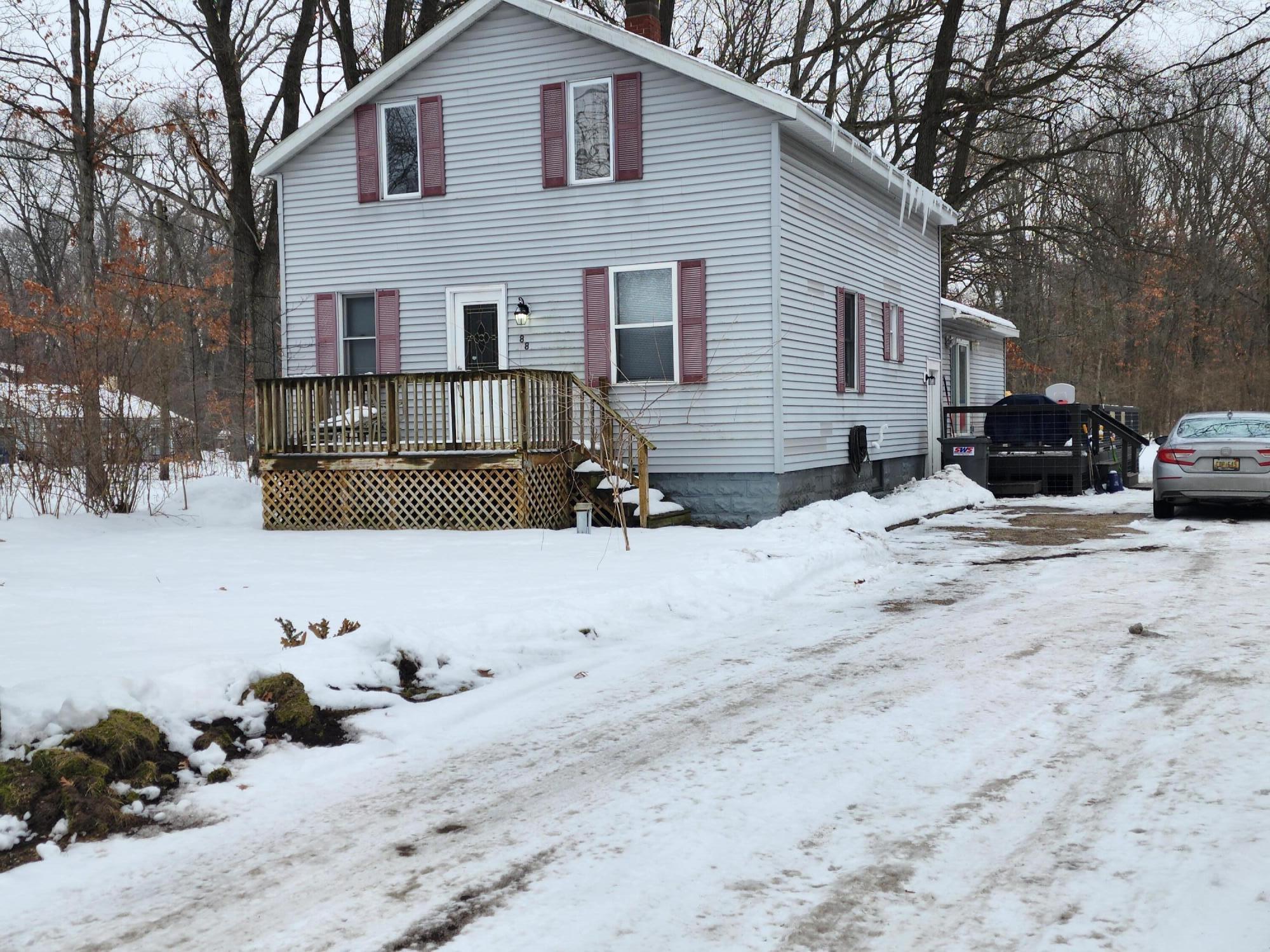 88 North Dangl Road Muskegon, MI 49442 - Photo 2 of 30 20230205_154907