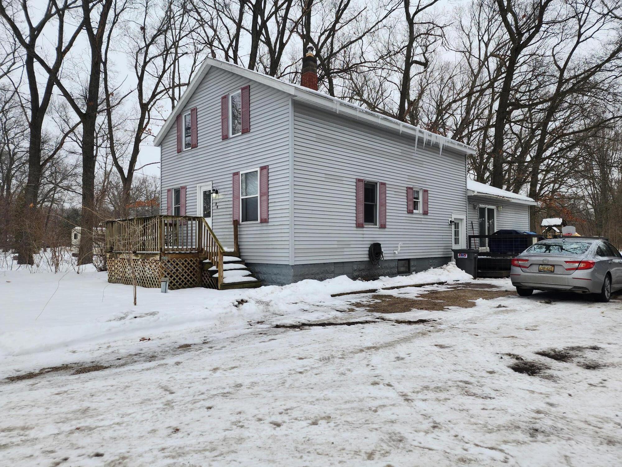 88 North Dangl Road Muskegon, MI 49442 - Photo 3 of 30 20230205_154941