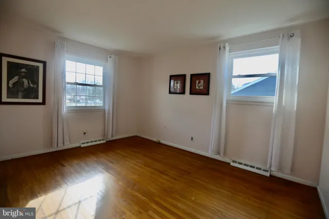 $369,900 | 242 Tilford Road, Somerdale, NJ 08083