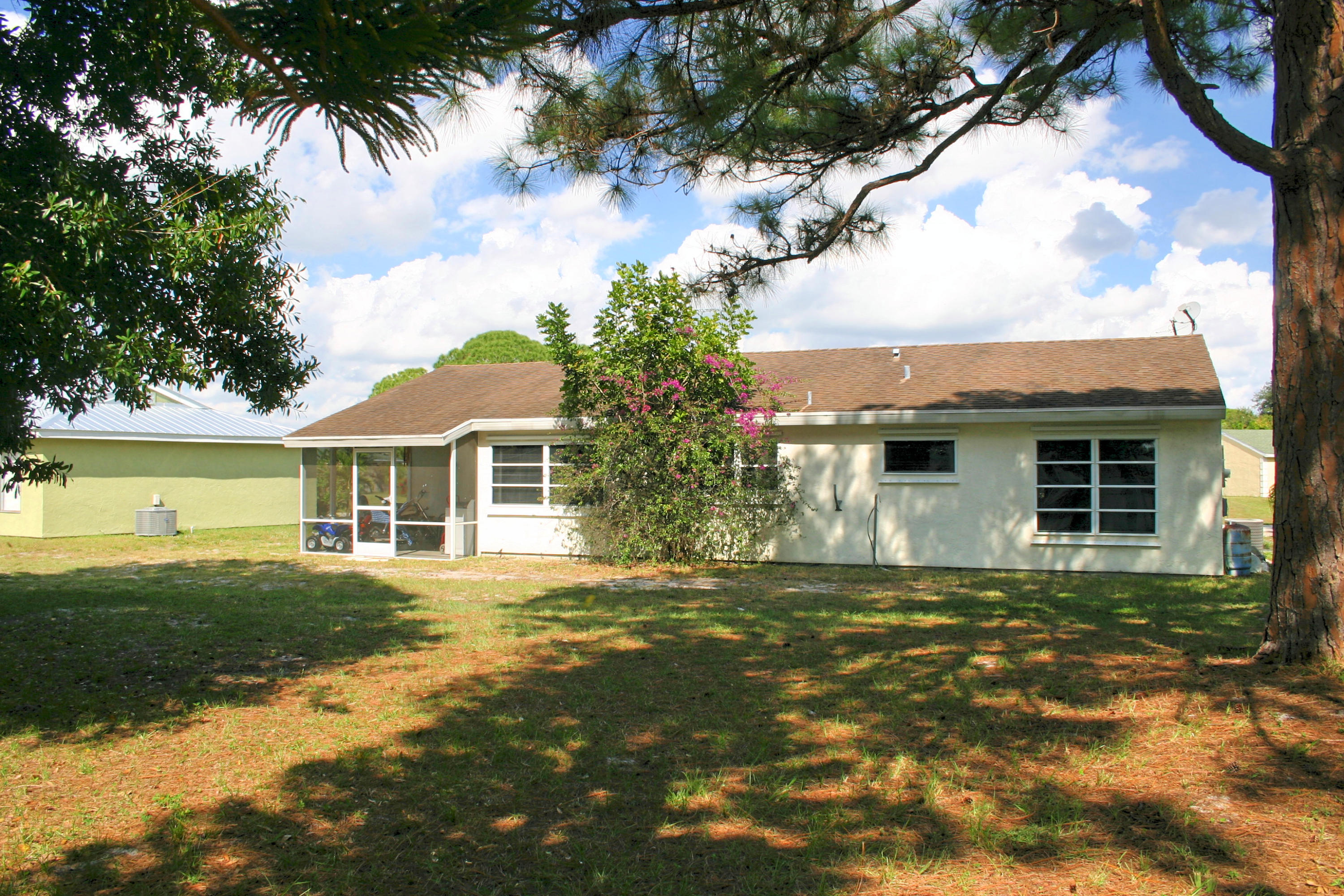 417 Southwest Kentwood Road Port St. Lucie, FL 34953 - Photo 17 of 18 Back of house 4