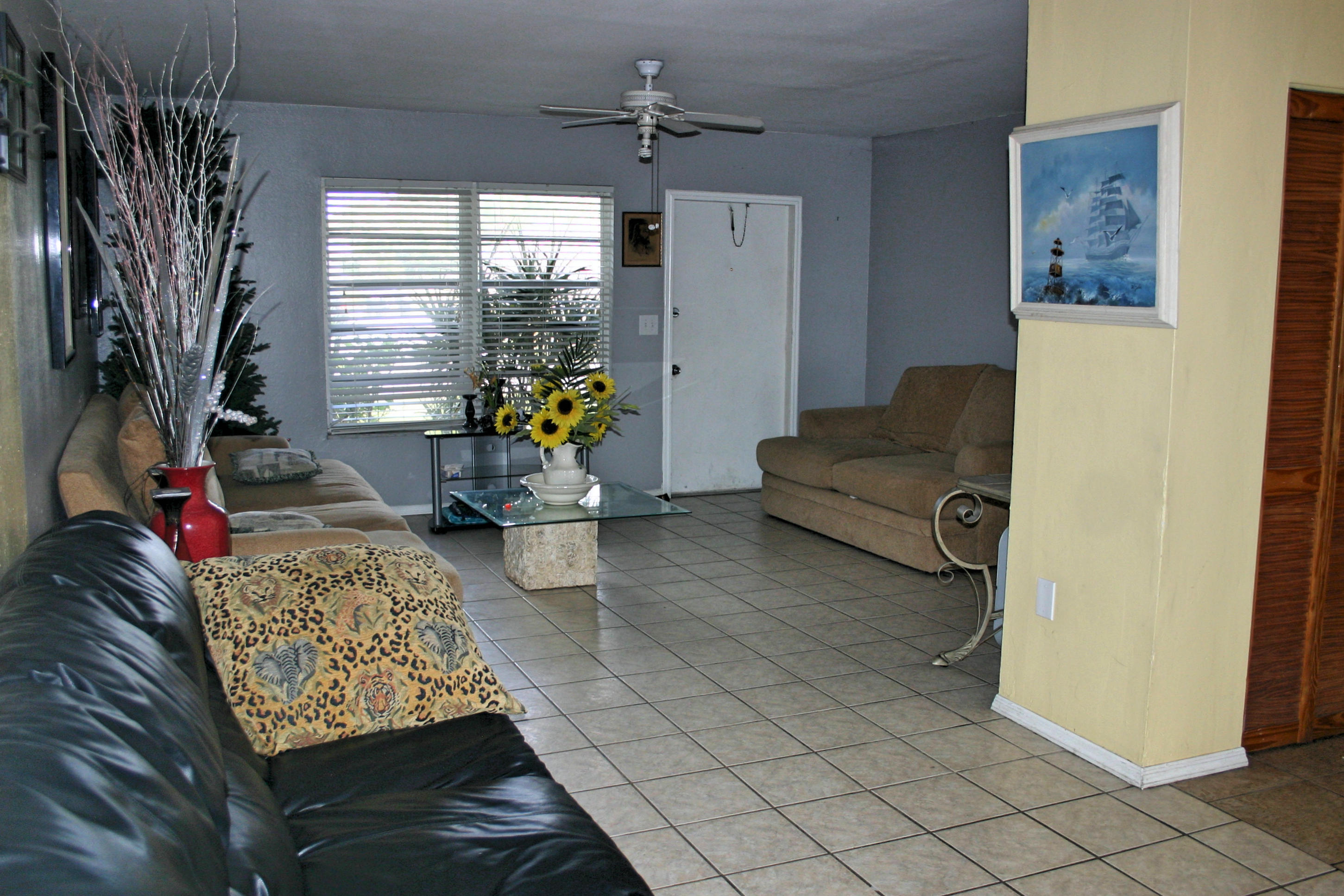 417 Southwest Kentwood Road Port St. Lucie, FL 34953 - Photo 8 of 18 Living room 5