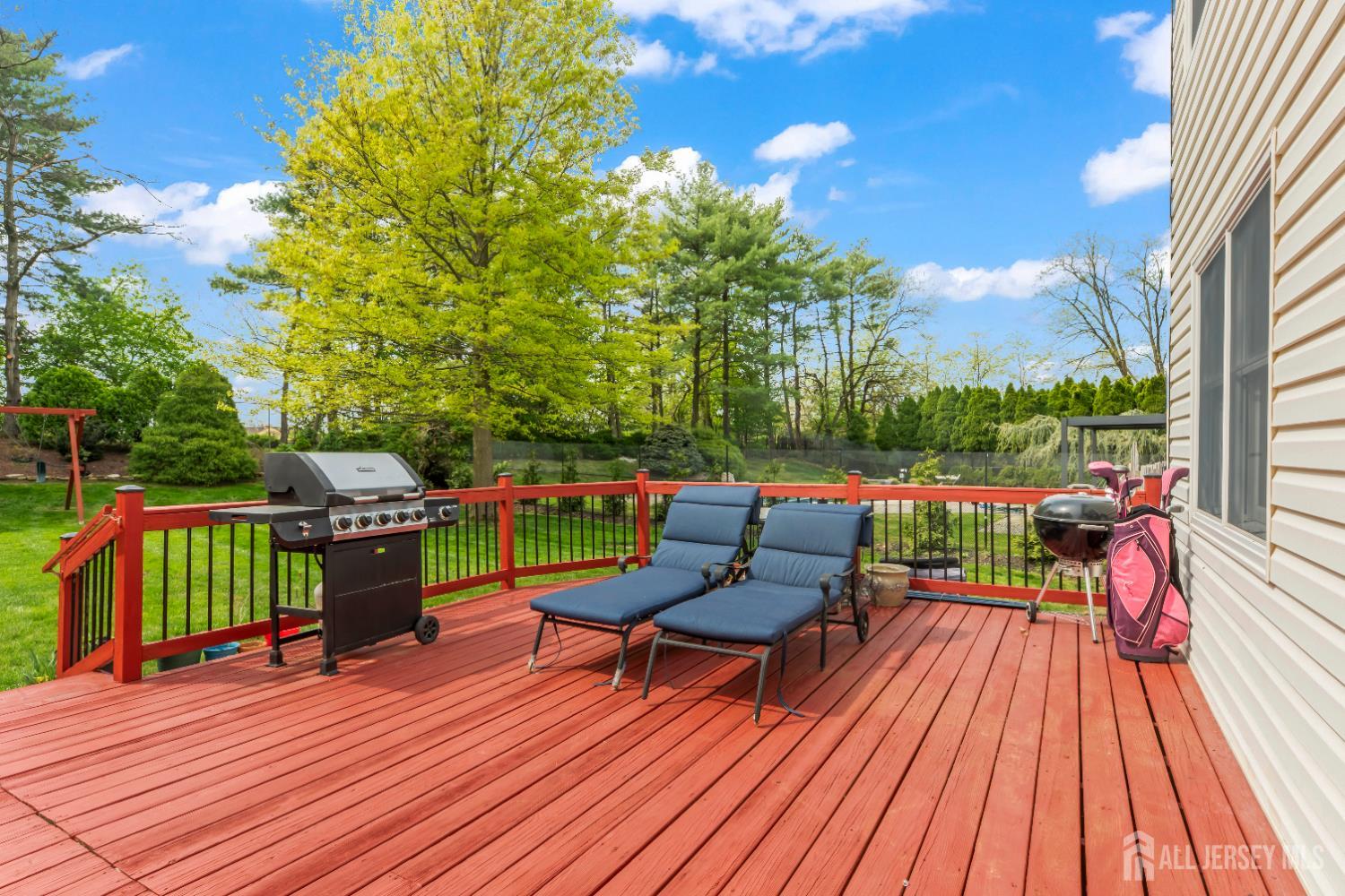 19 Aspen Circle Edison, NJ 08820 - Photo 36 of 43