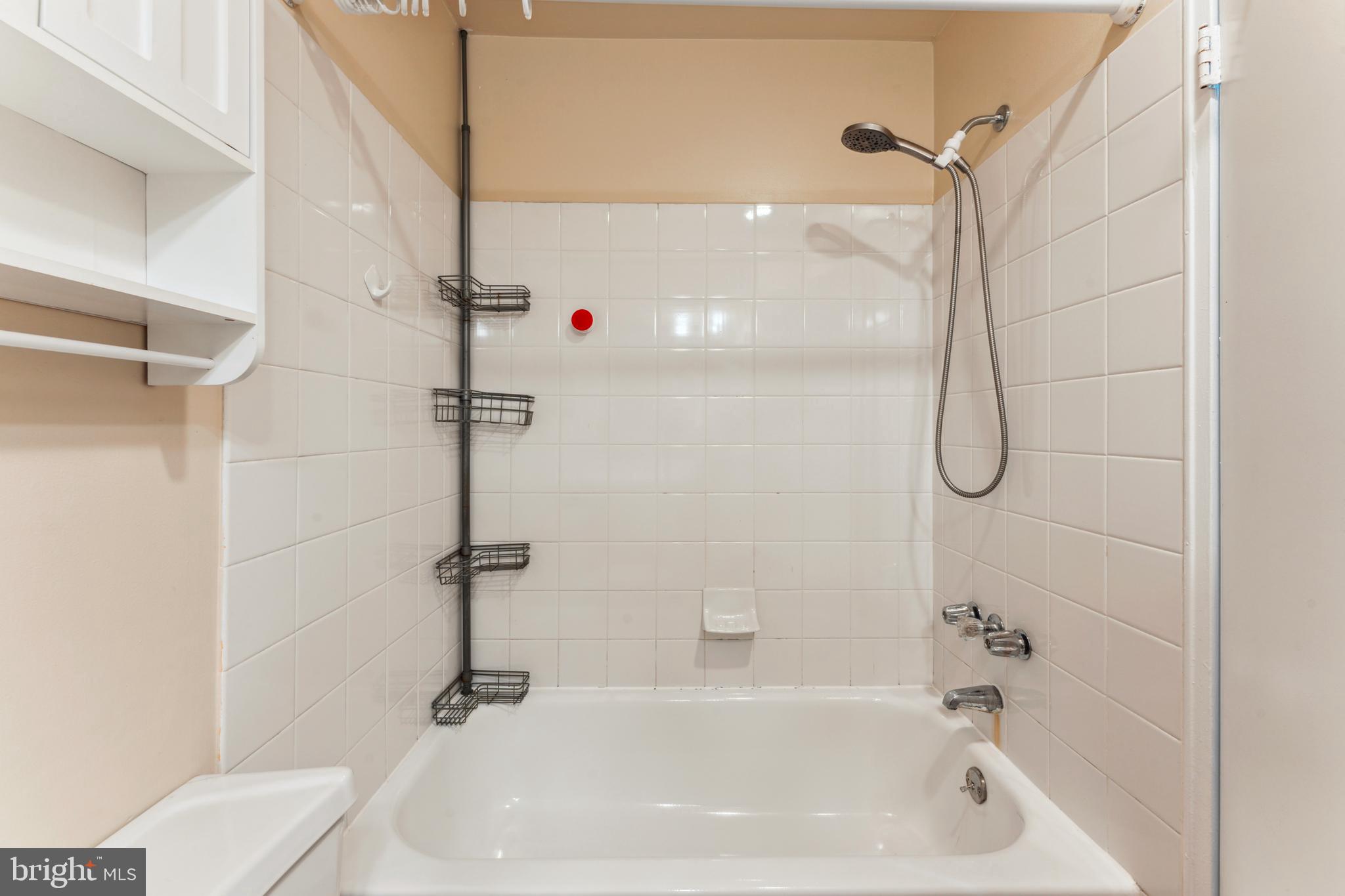 441 Tomlinson Road, Unit H1 Philadelphia, PA 19116 - Photo 18 of 21