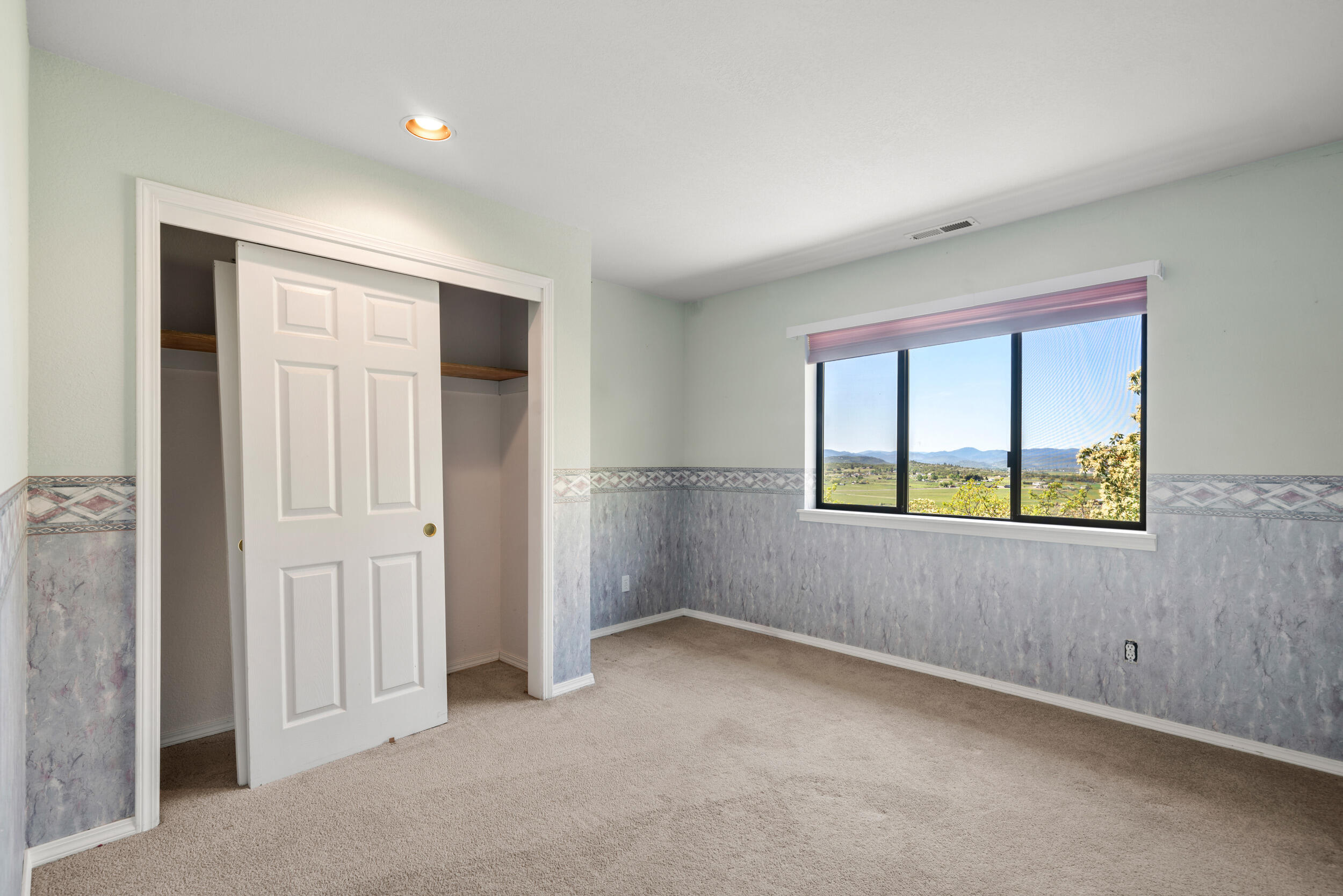 891 Brownsboro-Meridian Road Eagle Point, OR 97524 - Photo 26 of 43 891 brownsboro-meridian road - 21