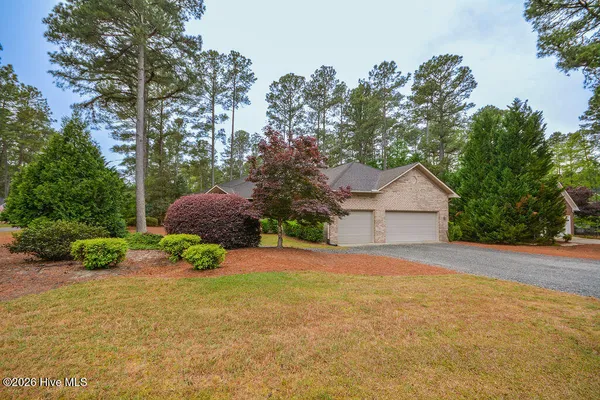 $539,000 | 11 Canterbury Lane, Pinehurst, NC 28374