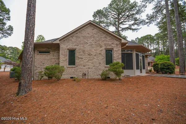 $539,000 | 11 Canterbury Lane, Pinehurst, NC 28374