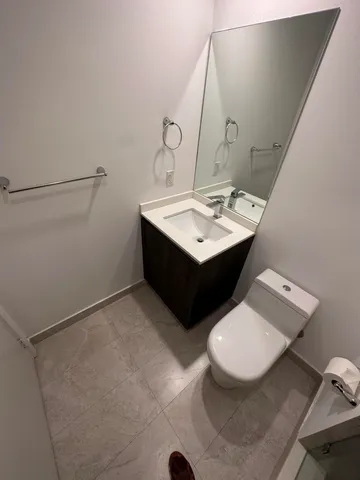 $5,250 | 488 Northeast 18th Street, Unit 211, Miami, FL 33132