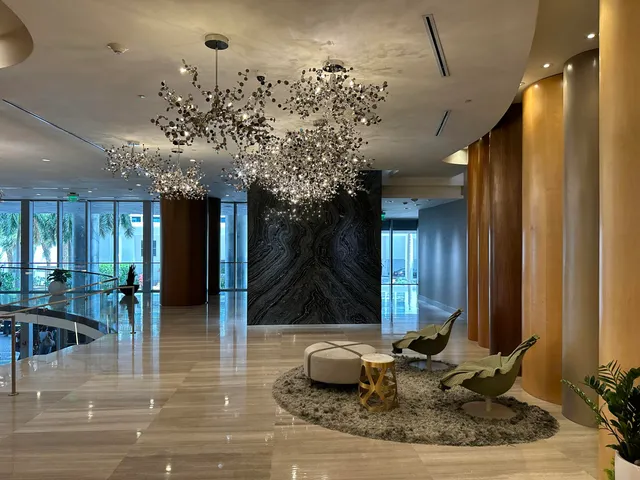 $5,250 | 488 Northeast 18th Street, Unit 211, Miami, FL 33132