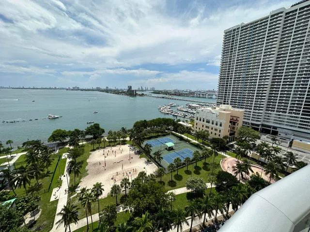 $5,250 | 488 Northeast 18th Street, Unit 211, Miami, FL 33132