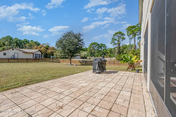 $640,000 | 352 Gordon Road Northwest, Palm Bay, FL 32907