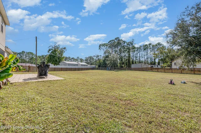 $650,000 | 352 Gordon Road Northwest, Palm Bay, FL 32907