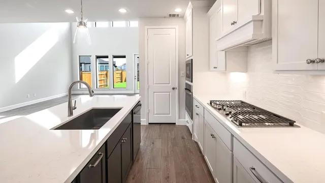 $547,900 | 285 Prickly Poppy Loop, Kyle, TX 78640