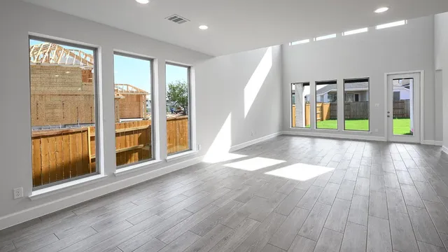 $547,900 | 285 Prickly Poppy Loop, Kyle, TX 78640