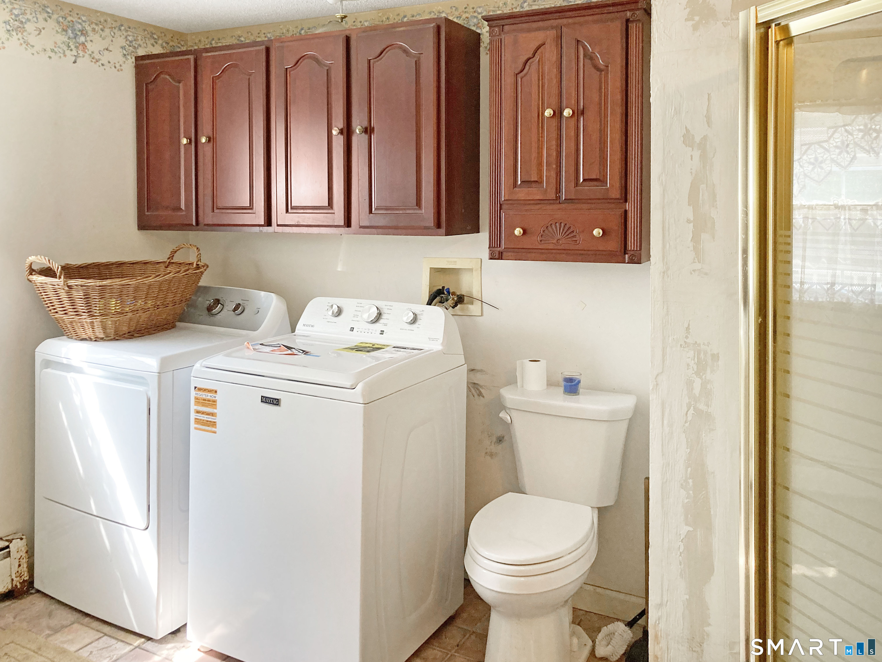 137 Ference Road Ashford, CT 06278 - Photo 23 of 40 Master Full Bath with Laundry
