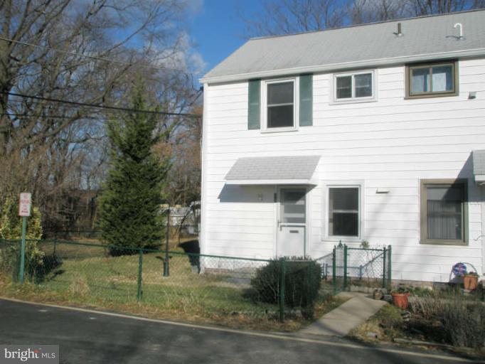 7 Research Road, Unit U Greenbelt, MD 20770 - Photo 1 of 10 Exterior (Front)
