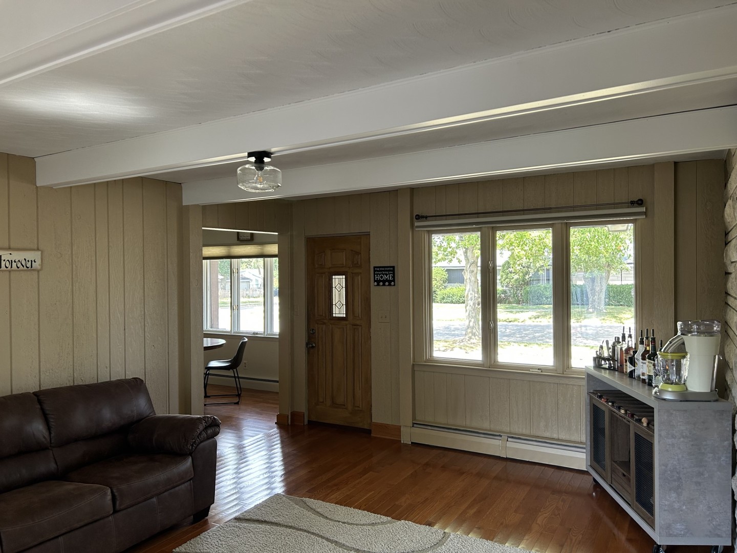 900 Read Street Lockport, IL 60441 - Photo 12 of 23 a living room with furniture and a window