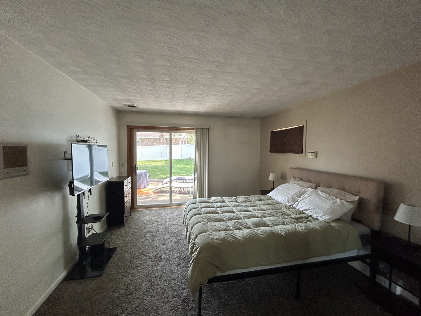 900 Read Street Lockport, IL 60441 - Photo 13 of 23 a bedroom with a bed and a window