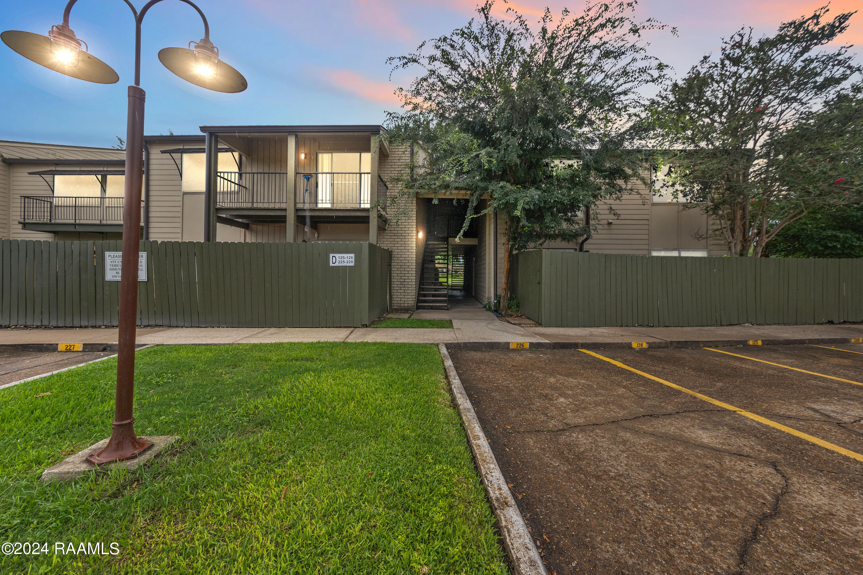 220 Doucet Road, Unit 126D Lafayette, LA 70503 - Photo 24 of 25 twilight (36)