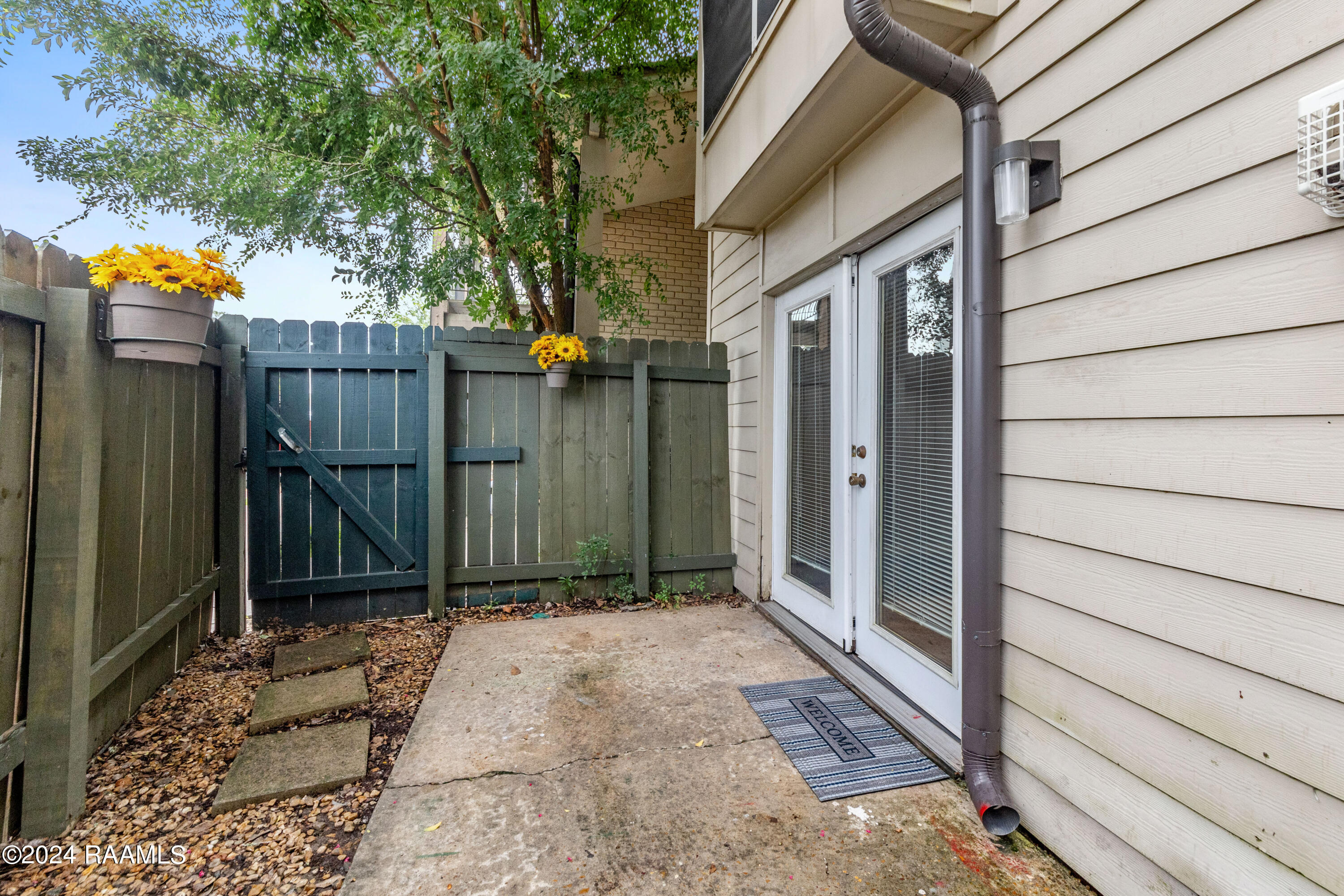 220 Doucet Road, Unit 126D Lafayette, LA 70503 - Photo 8 of 25 220Doucet126D-7
