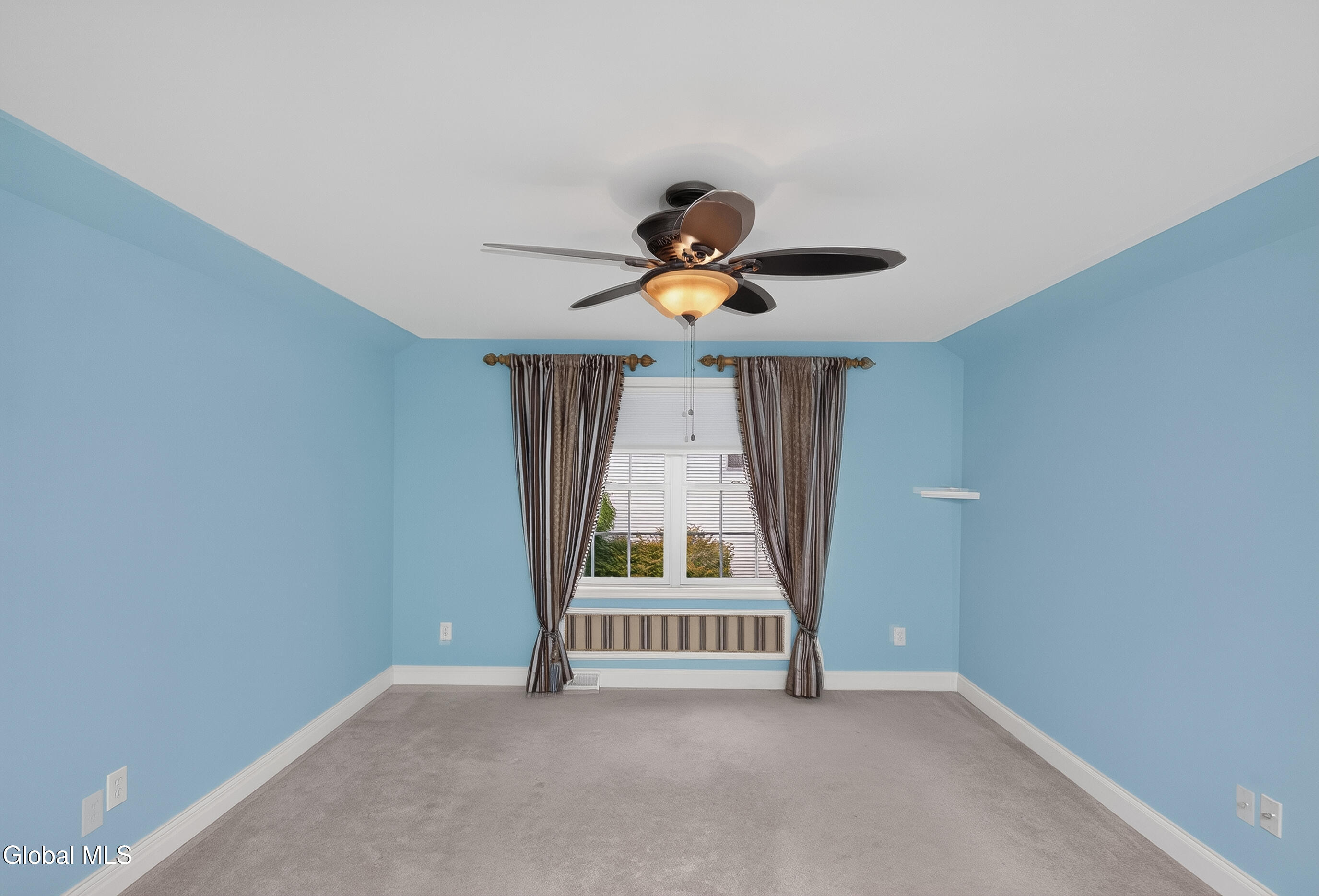 14 Ridgefield Way Watervliet, NY 12189 - Photo 39 of 65 086-14-Ridgefield-Way-Watervliet-NY-1218