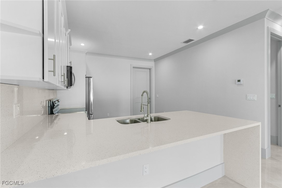 2378 Hunter Boulevard, Unit 1 Naples, FL 34116 - Photo 12 of 25