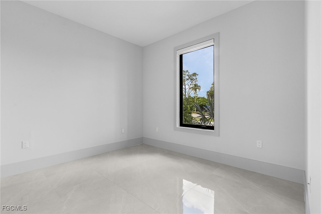 2378 Hunter Boulevard, Unit 1 Naples, FL 34116 - Photo 14 of 25