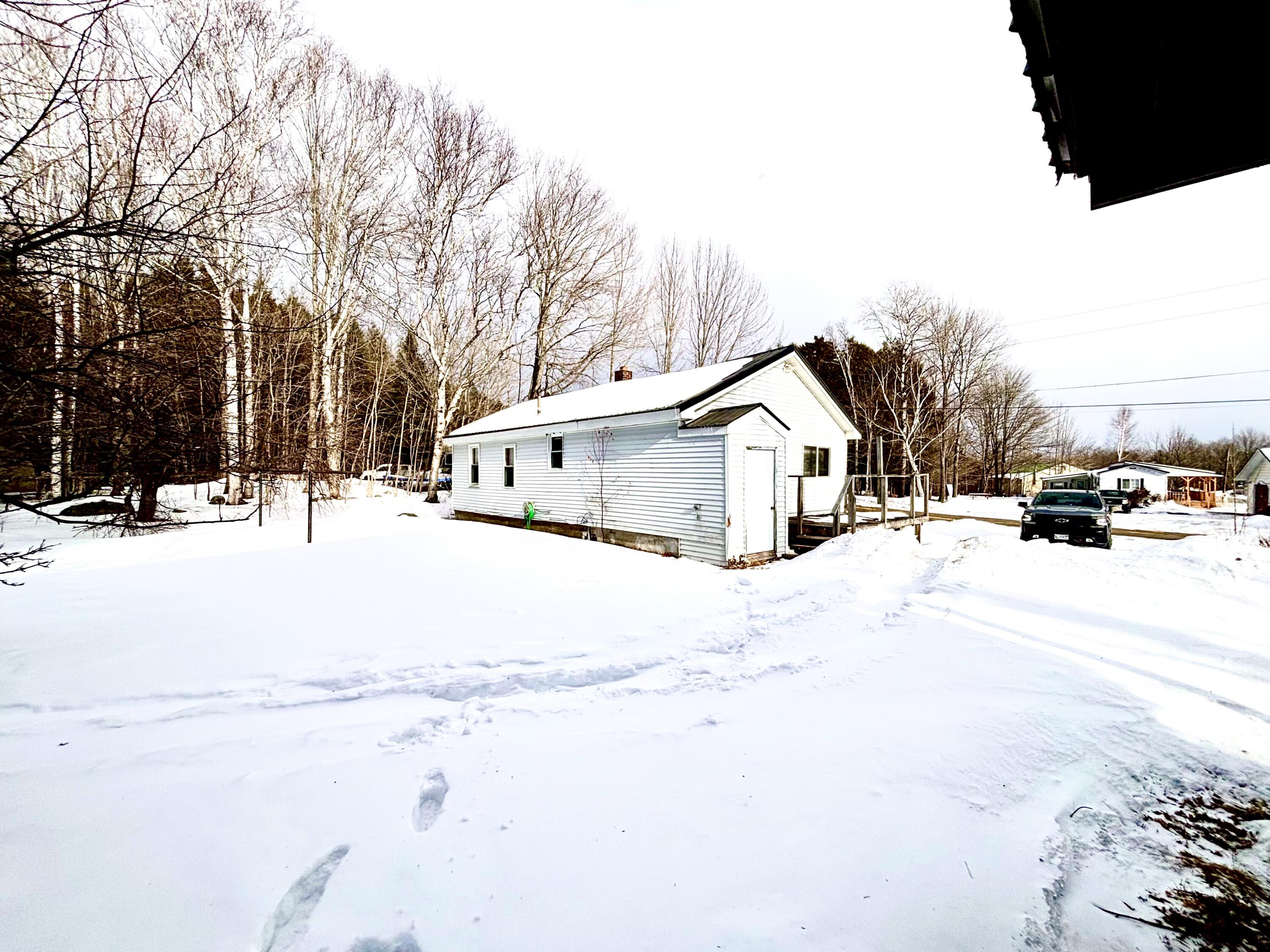 6 Horseshoe Road Medway, ME 04460 - Photo 6 of 43 IMG_5522