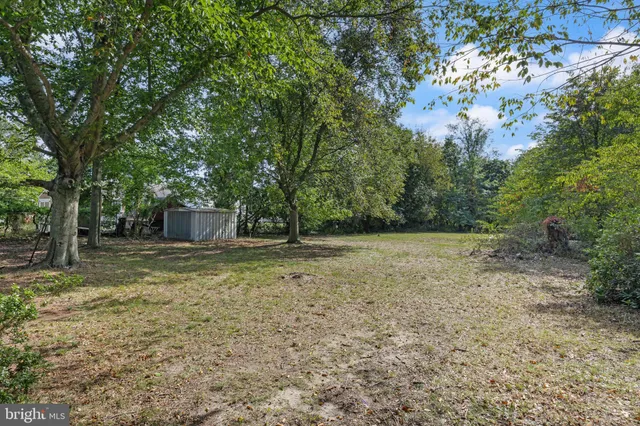 a view of a outdoor space