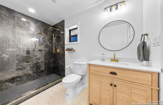 $329,999 | 302 Weathercock Lane, Windcrest, TX 78239