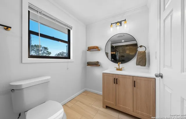 $329,999 | 302 Weathercock Lane, Windcrest, TX 78239