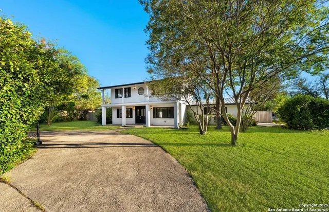 $329,999 | 302 Weathercock Lane, Windcrest, TX 78239