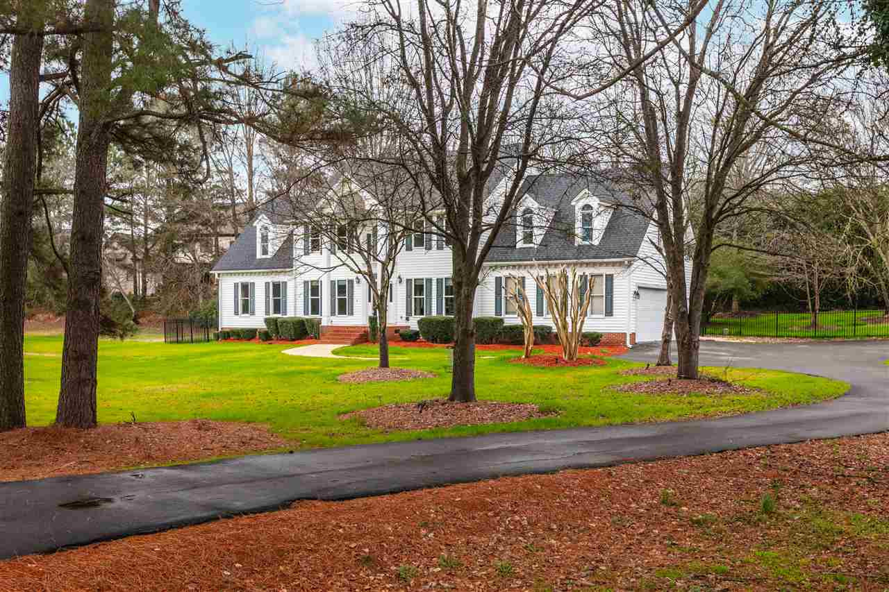 5513 Den Heider Way Raleigh, NC 27606 - Photo 2 of 30 Entrance with Circular Driveway