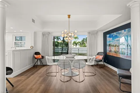 $2,395,000 | 2901 Gulf Shore Boulevard North, Unit 101S, Naples, FL 34103