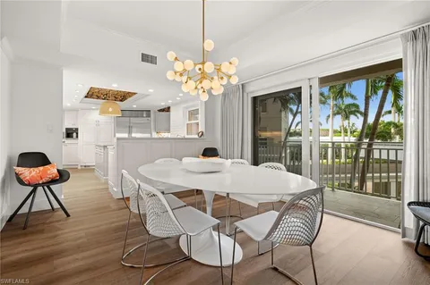 $2,395,000 | 2901 Gulf Shore Boulevard North, Unit 101S, Naples, FL 34103