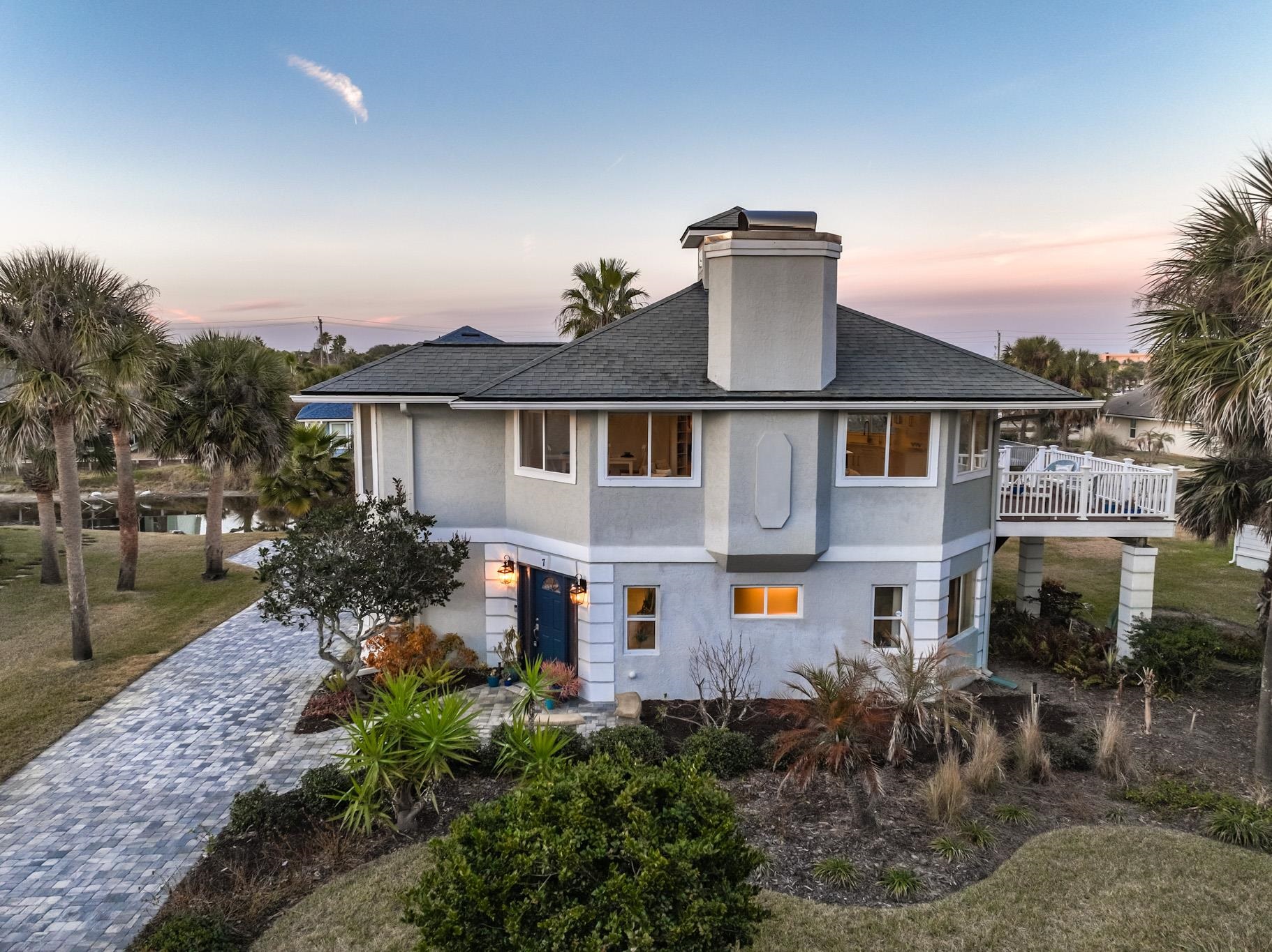7 Sabor De Sal Road St. Augustine, FL 32080 - Photo 53 of 59 Front of house at dusk