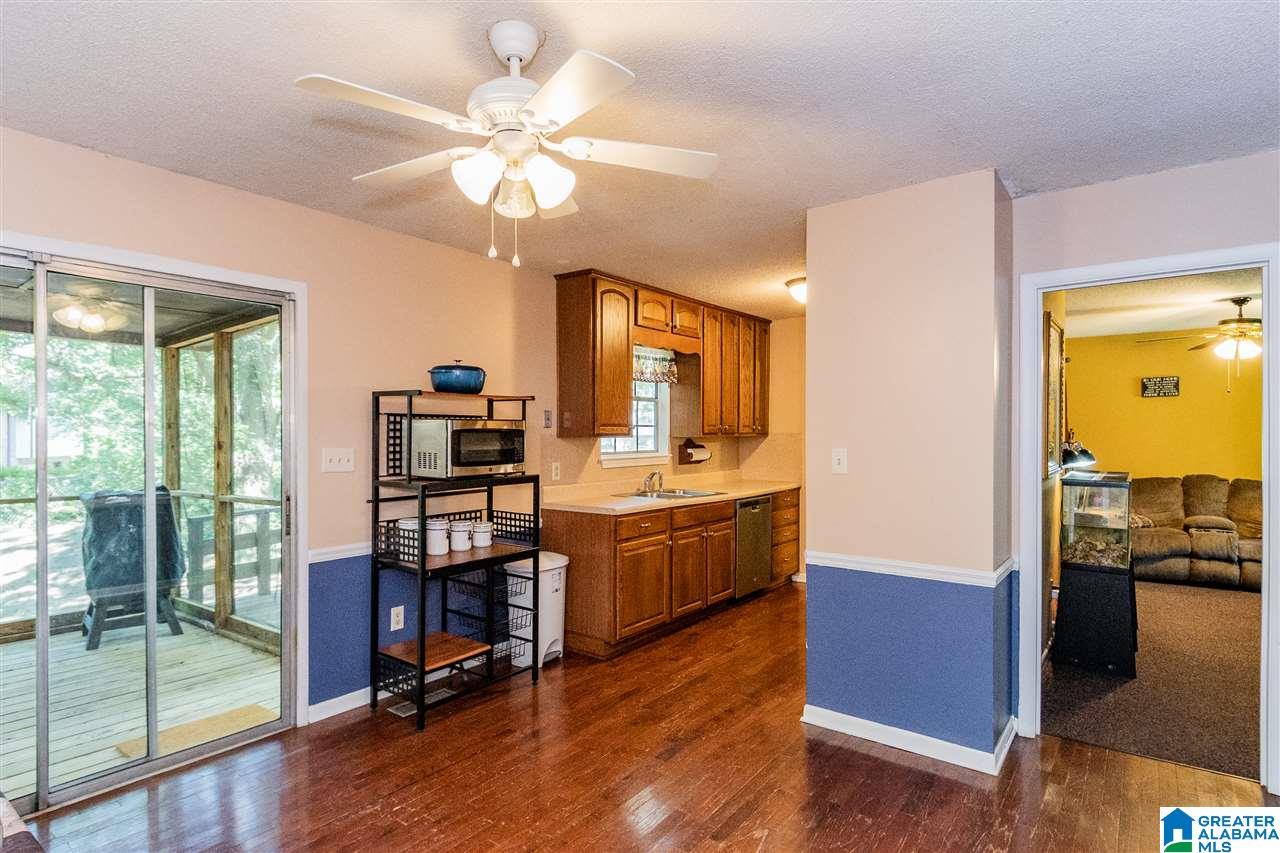 1706 Gardenridge Road Gardendale, AL 35071 - Photo 8 of 37