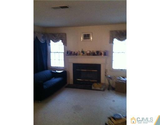 327 Edpas Road New Brunswick, NJ 08901 - Photo 4 of 5 Gallery Image 4