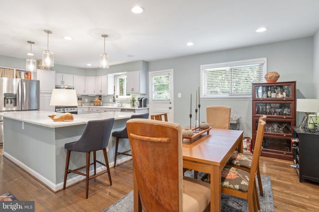 $830,000 | 4926 Andrea Avenue, Annandale, VA 22003