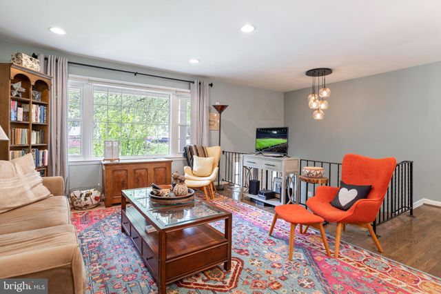 $830,000 | 4926 Andrea Avenue, Annandale, VA 22003