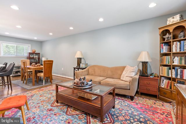 $830,000 | 4926 Andrea Avenue, Annandale, VA 22003