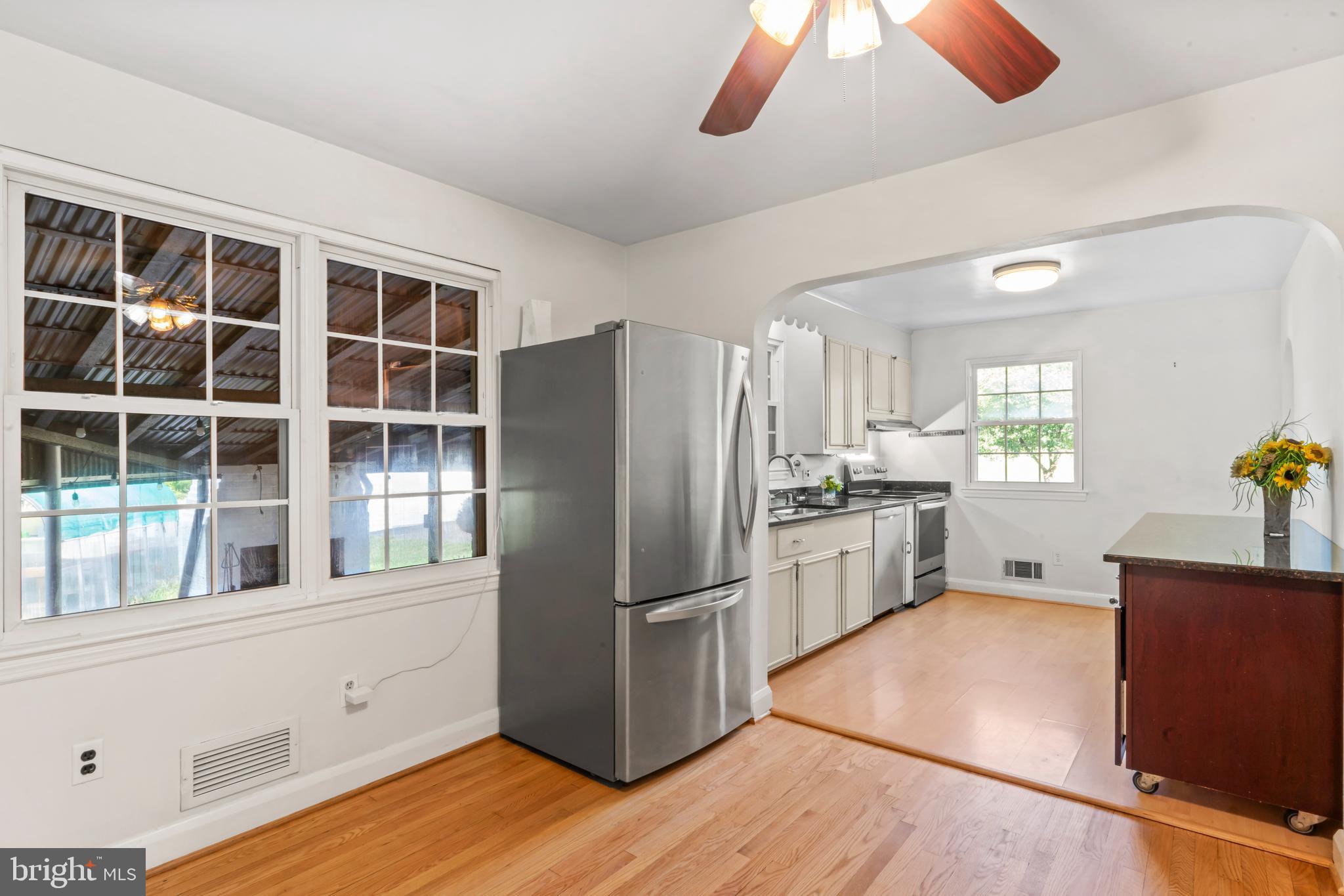 2311 Daniels Road Ellicott City, MD 21043 - Photo 17 of 66