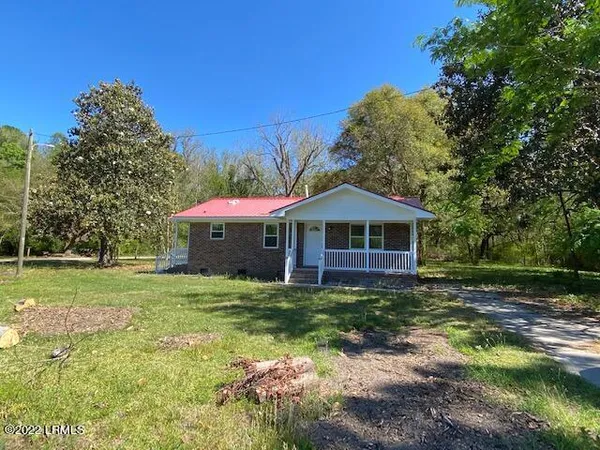 $309,000 | 1256 Kings Highway, Yemassee, SC 29945