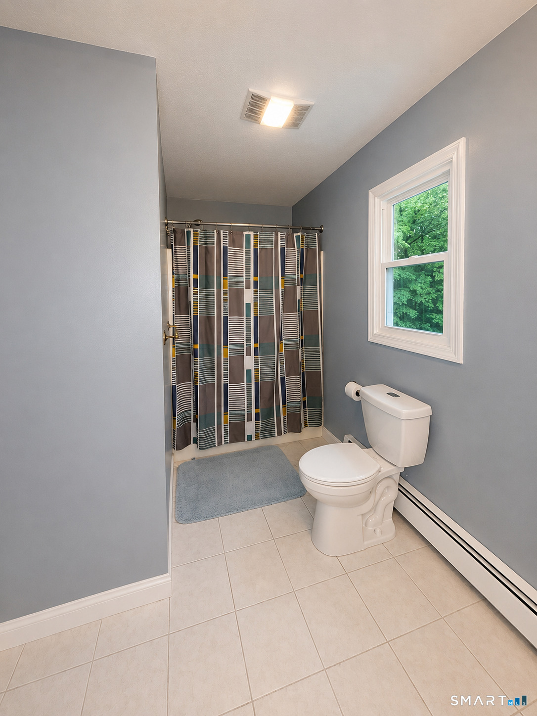 120 Tyler Way Bristol, CT 06010 - Photo 18 of 35 Master Bathroom