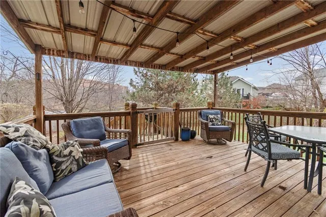 $340,000 | 304 Givan Court, Belton, MO 64012