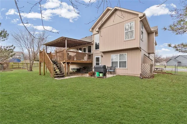 $340,000 | 304 Givan Court, Belton, MO 64012