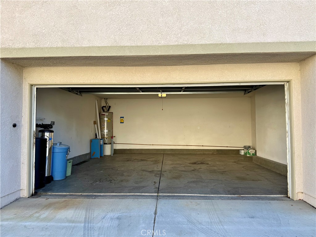 36368 Grazia Way Winchester, CA 92596 - Photo 25 of 27 a view of room with an empty space